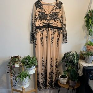 A Beautiful Soul nude/lace dress